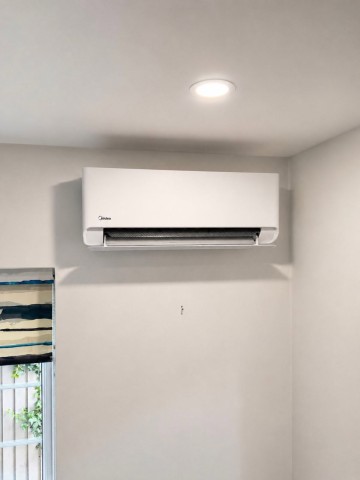 Air conditioning work Grimsby pipework trunking detail